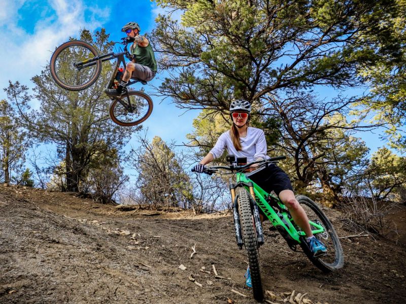 Mountain Biking in the Twin Buttes Area During Summer Rhyler Overend